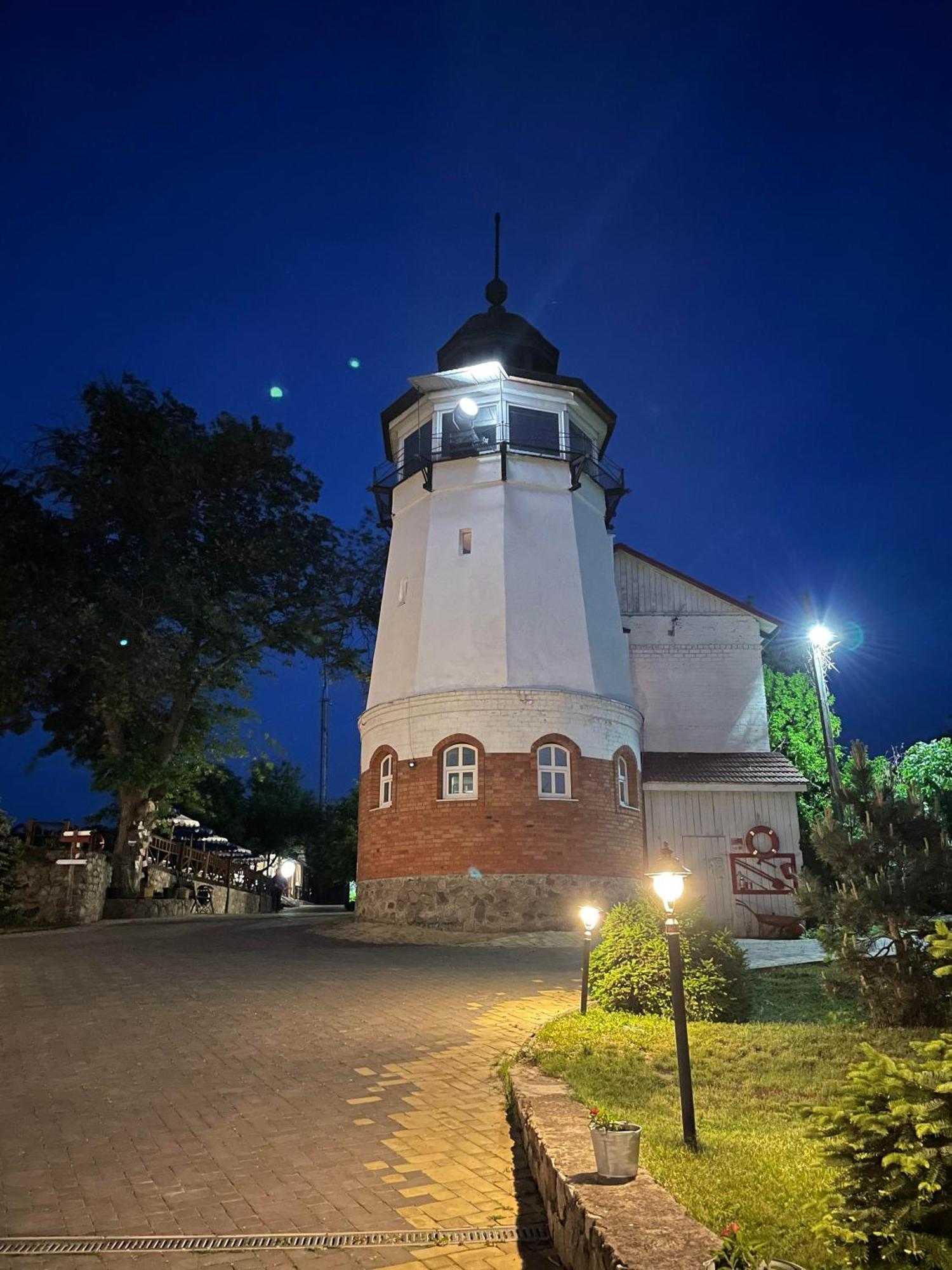 Mayak Resort Kam'yani Potoky Exterior foto