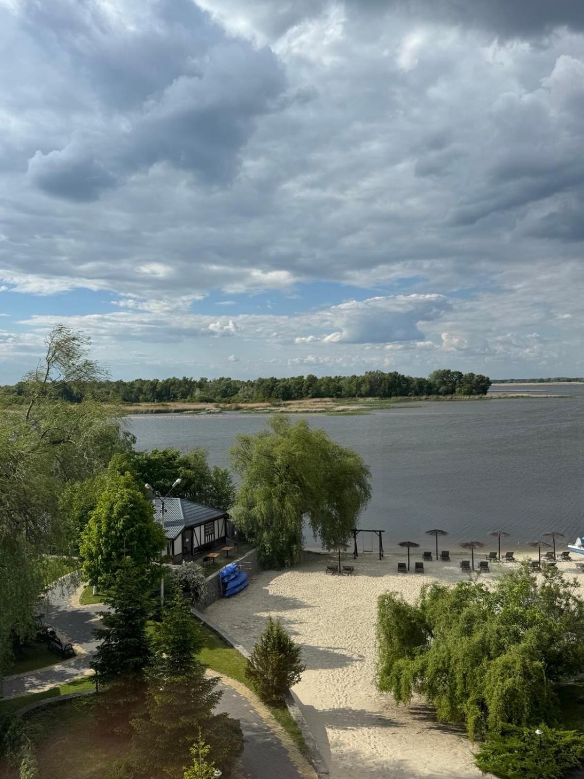 Mayak Resort Kam'yani Potoky Exterior foto