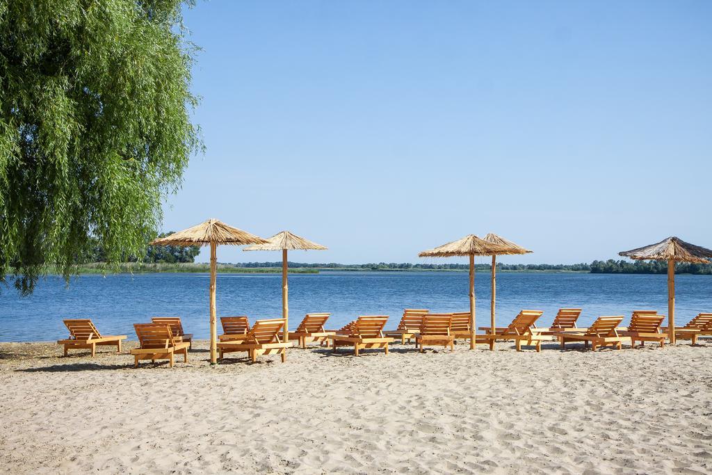 Mayak Resort Kam'yani Potoky Exterior foto